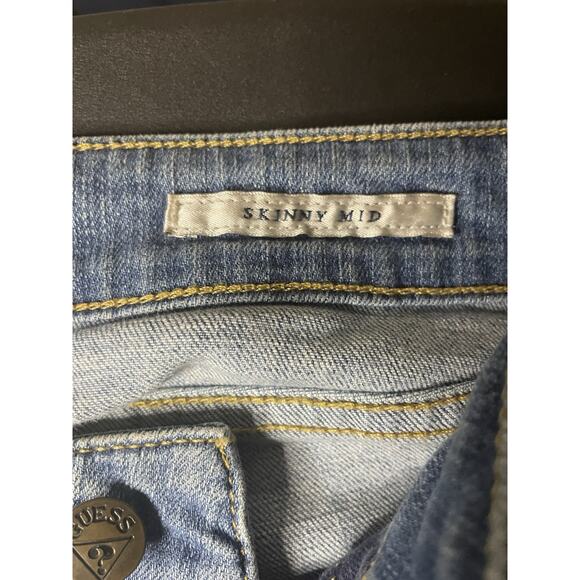 Vintage Women’s Guess Skinny Mid Distressed Patched Jeans Size 26x31 - Picture 8 of 12